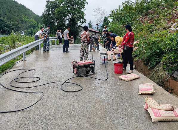 重庆村村通道路修复工程